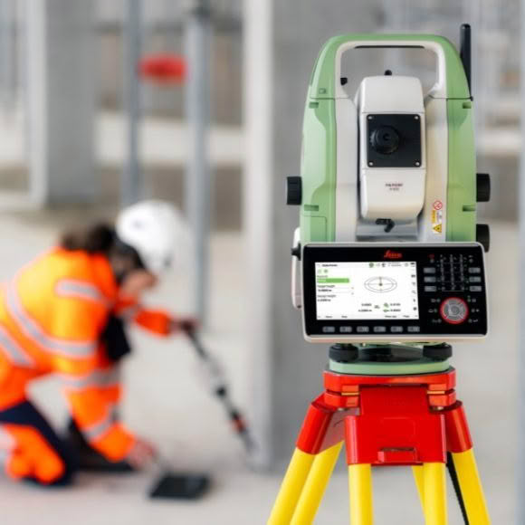 Leica TS20 Robotic total station 580 x 580